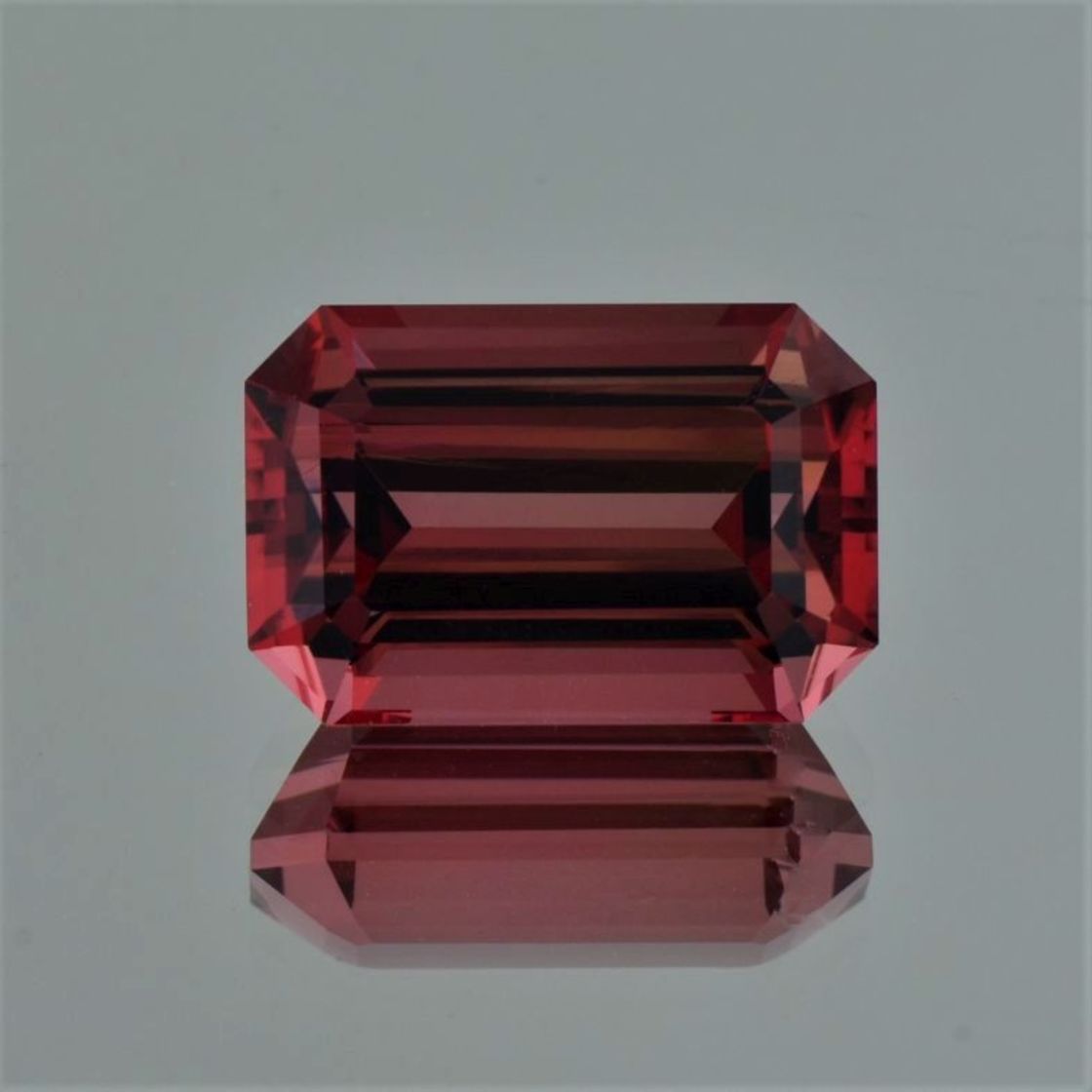 Turmalin octagon orange-rosarot 19,23 ct