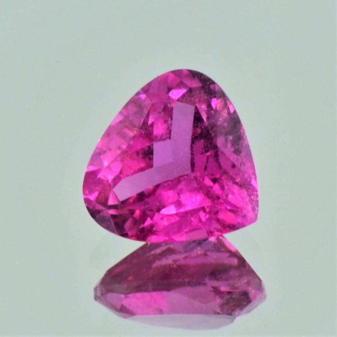 Rubellite Tourmaline pear pink 6.70 ct.