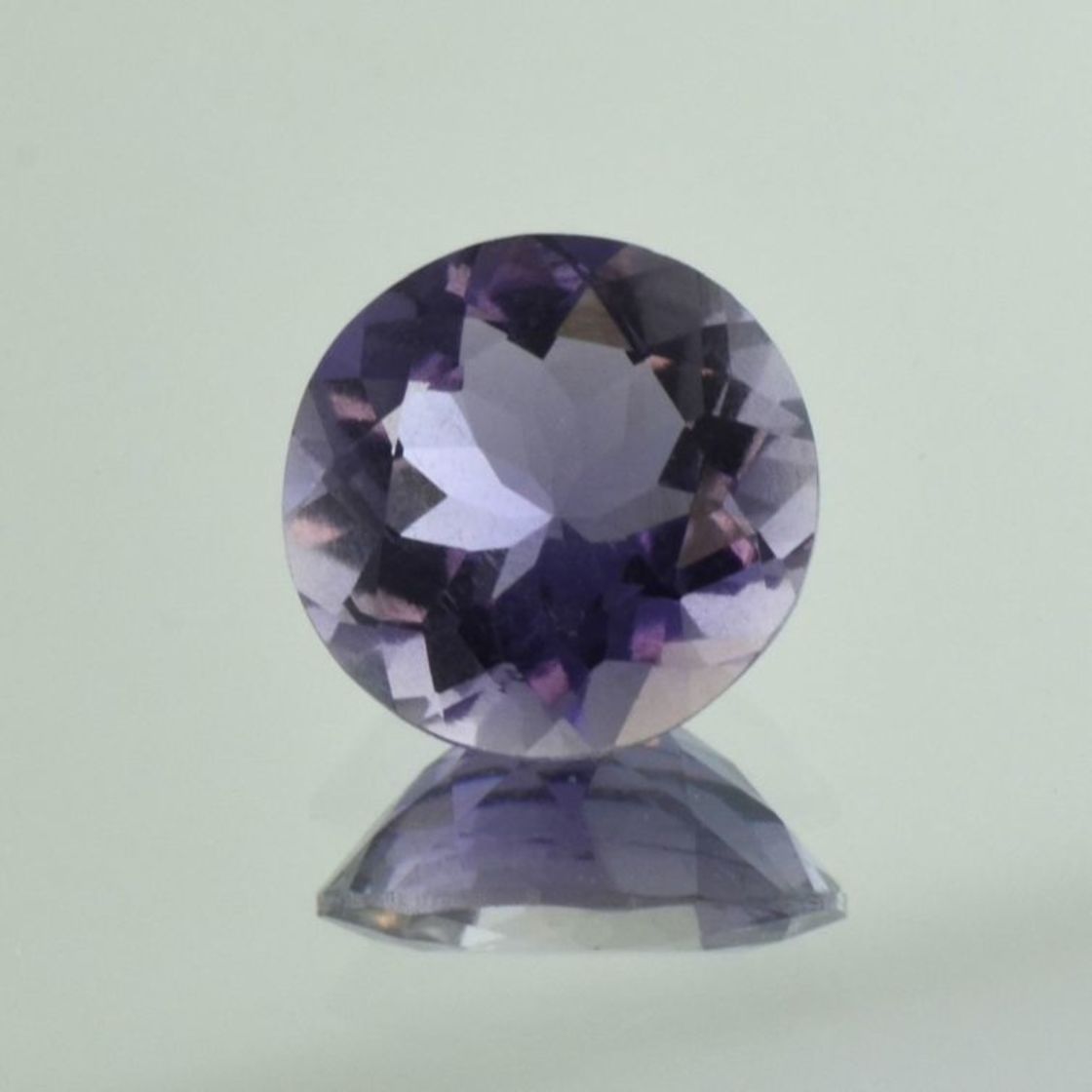 Iolite round blue 3.70 ct