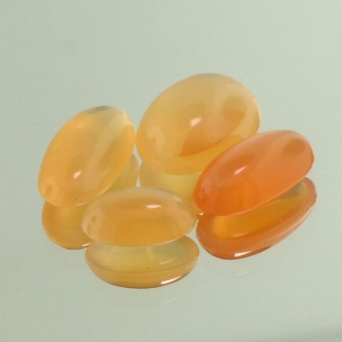 Mondstein Lot Cabochons oval 19,18 ct