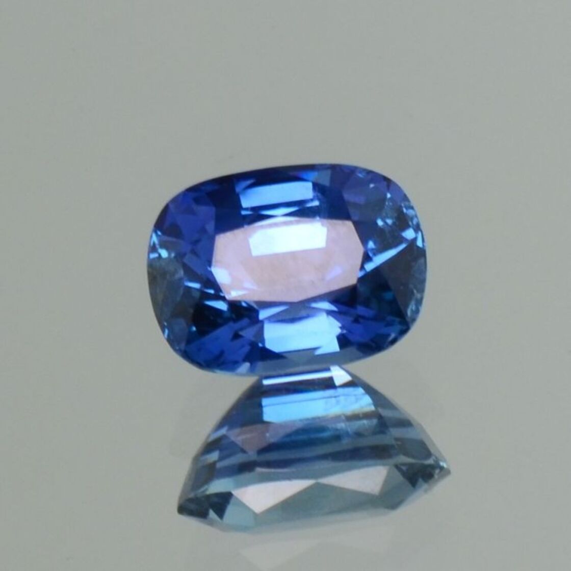 Burma Sapphire cushion blue untreated 3.23 ct.