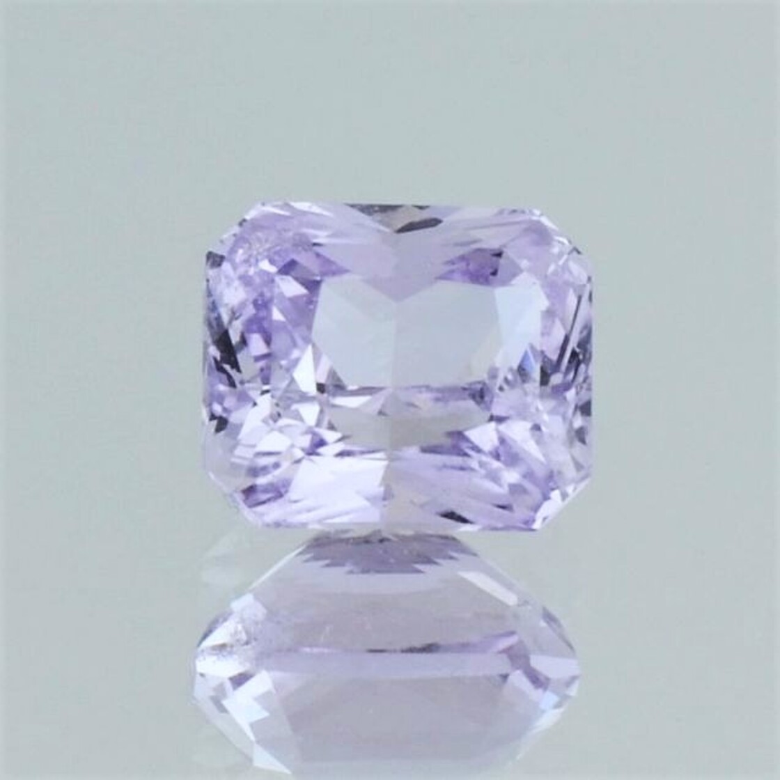 Sapphire octagon-princess zartila unheated 3.51 ct.