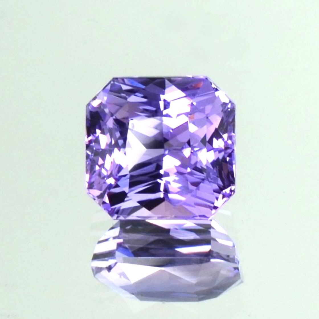 Saphir octagon-princess lila ungebrannt 6,53 ct.