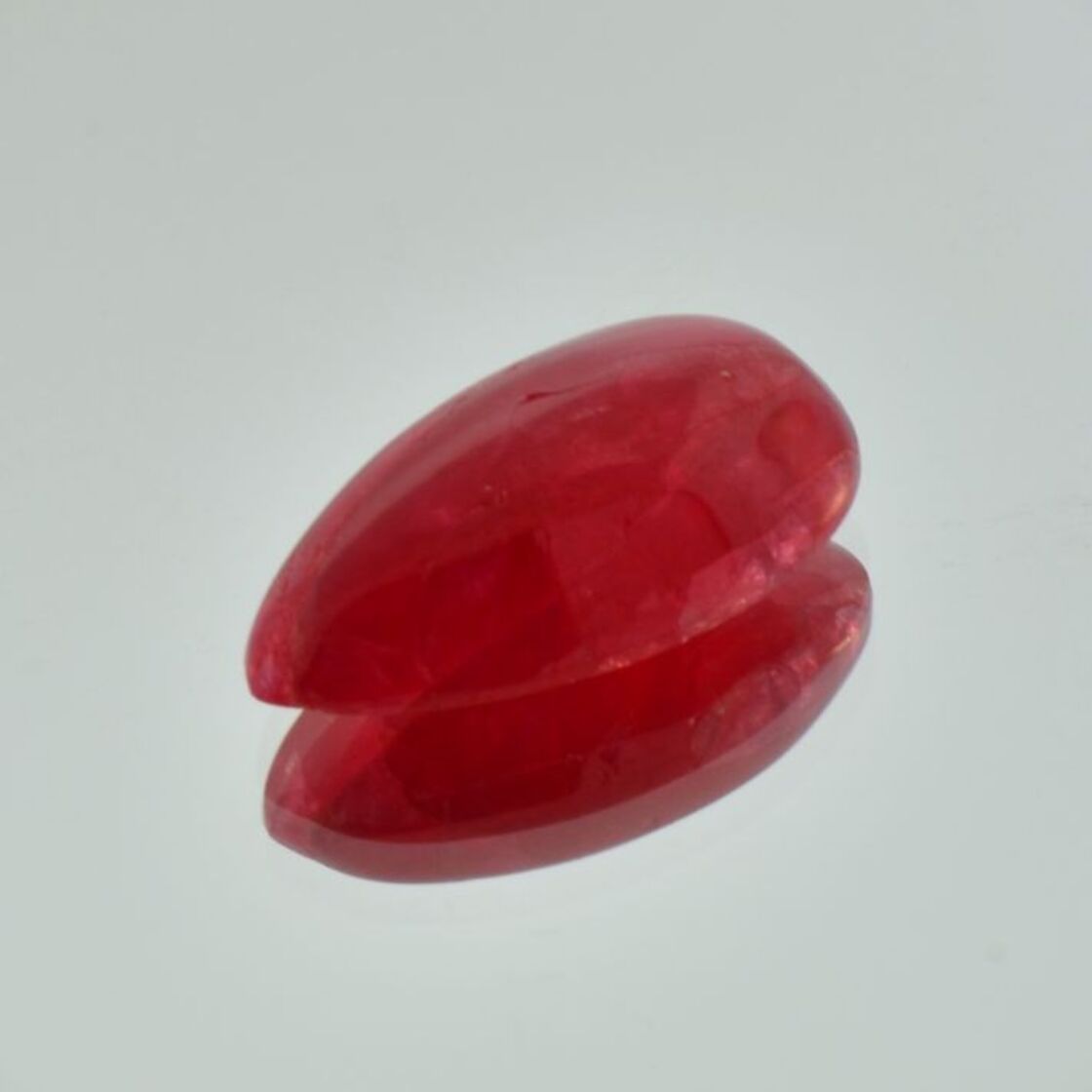 Rhodonit Cabochon Tropfen rot 12,71 ct