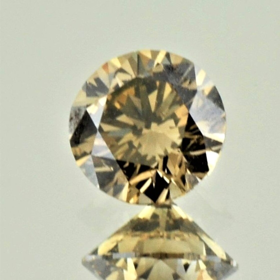 fancy diamond round brilliant brownish 1.16 ct.