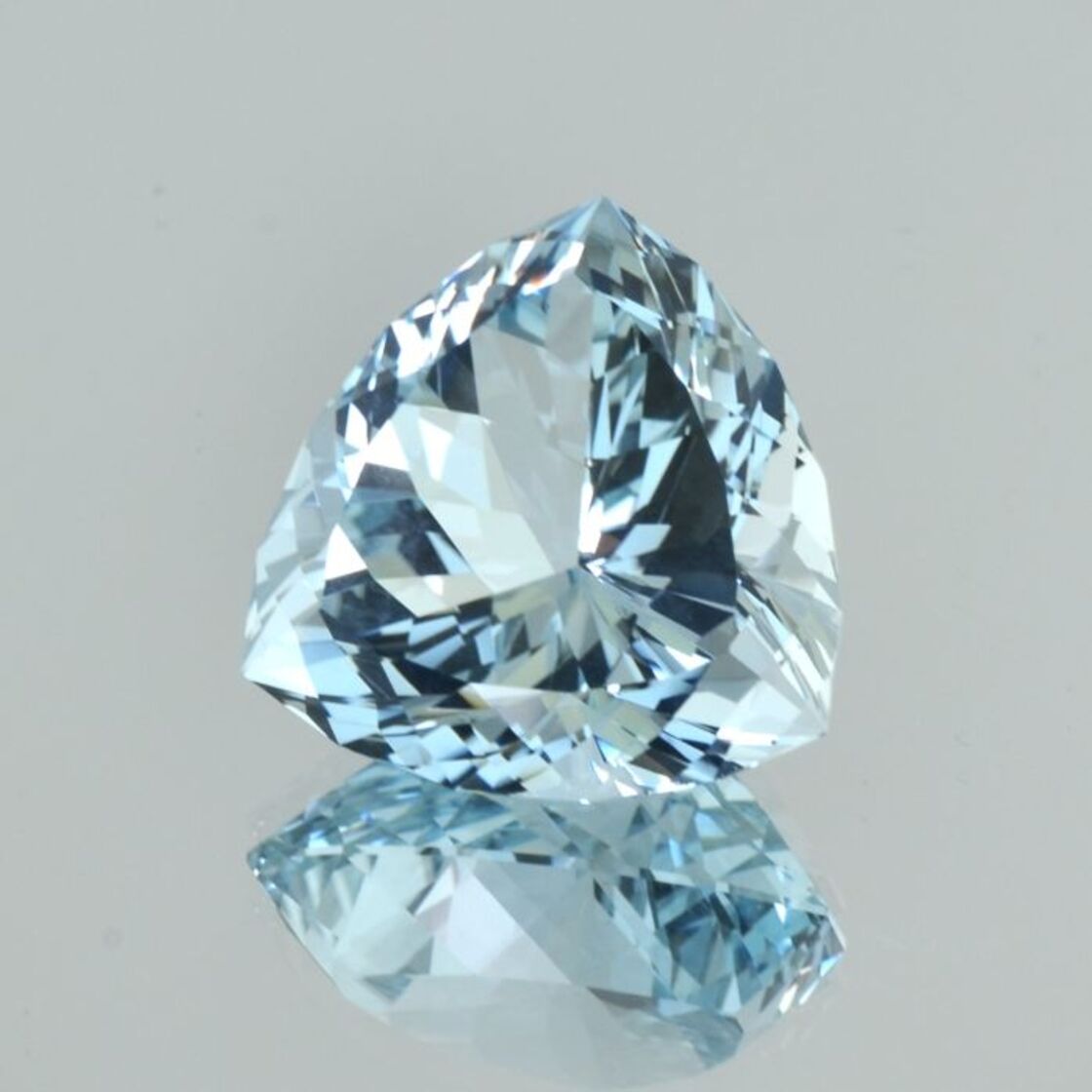 Topaz trillion light blue untreated 22.02 ct.