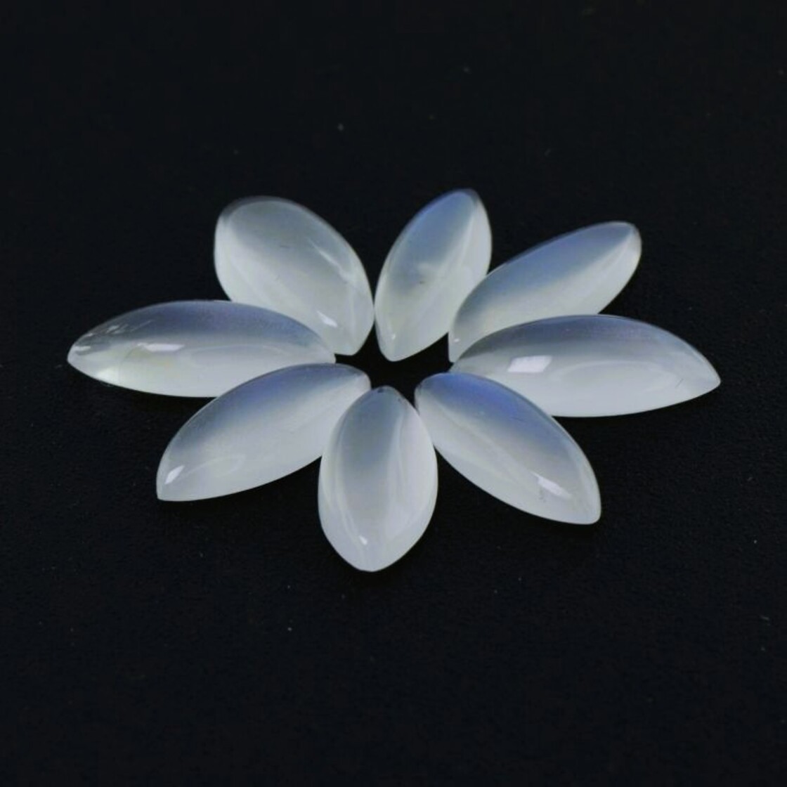 Mondstein Lot Navette Cabochons bläulich-weiss 15,93 ct