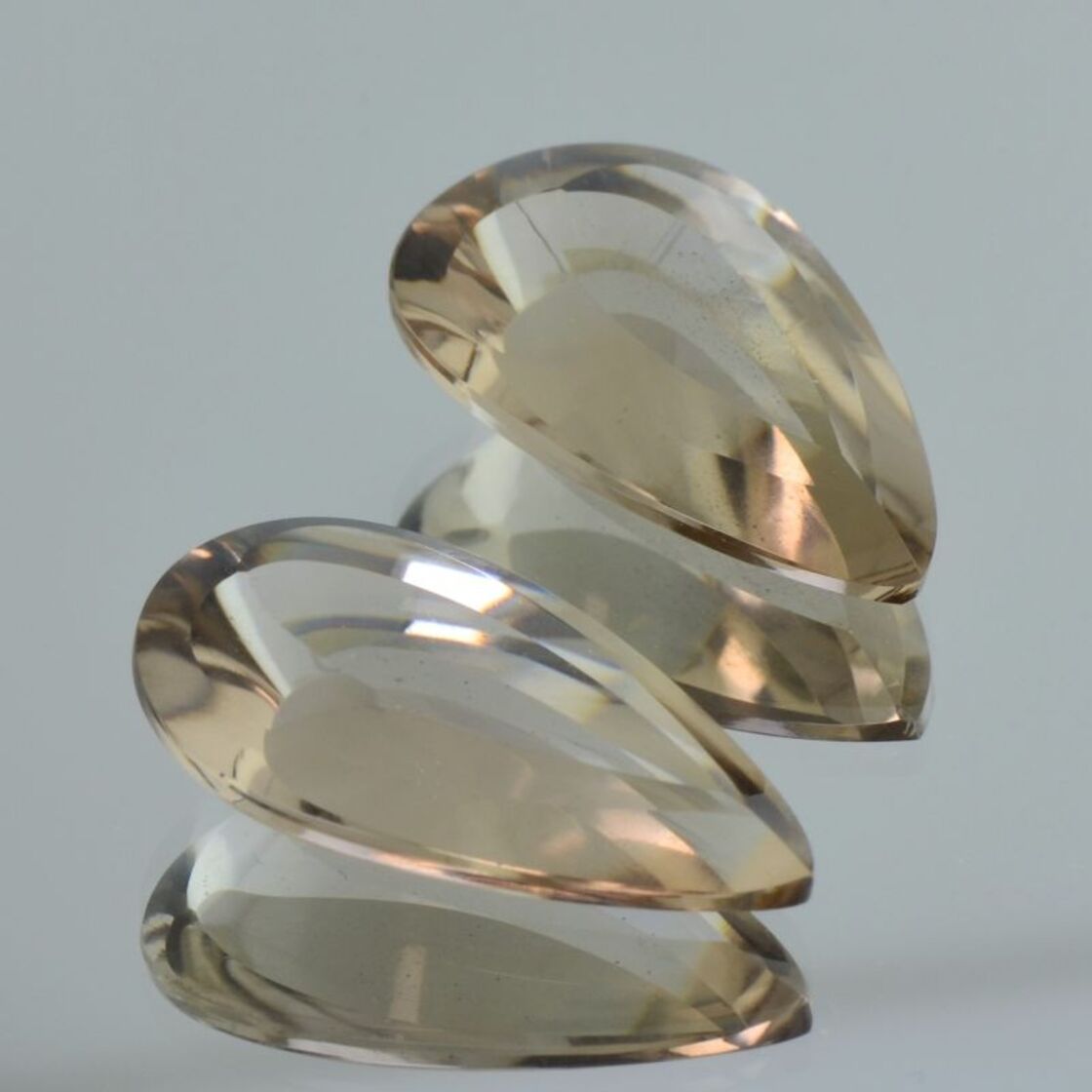 Rauchquarz Duo Design-Tropfen 28,42 ct.