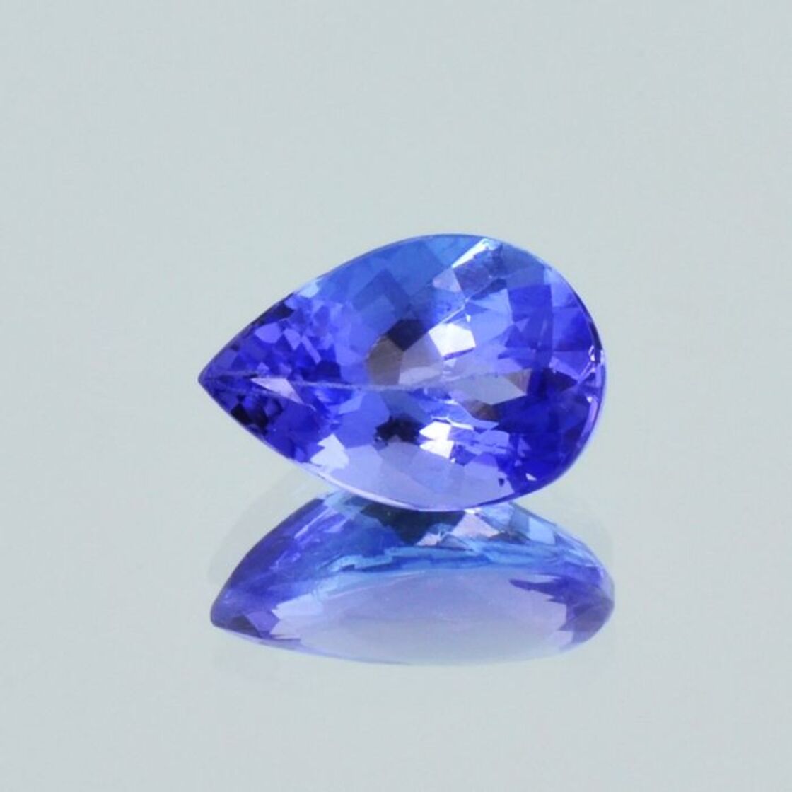 Tansanit Tropfen lila-blau 2,15 ct.