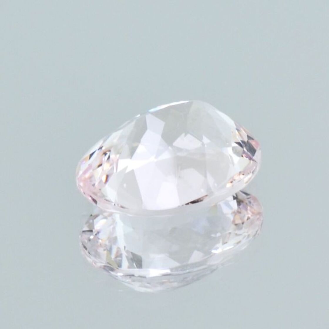 Morganit Beryll oval zartrosa unbehandelt 5,57 ct.