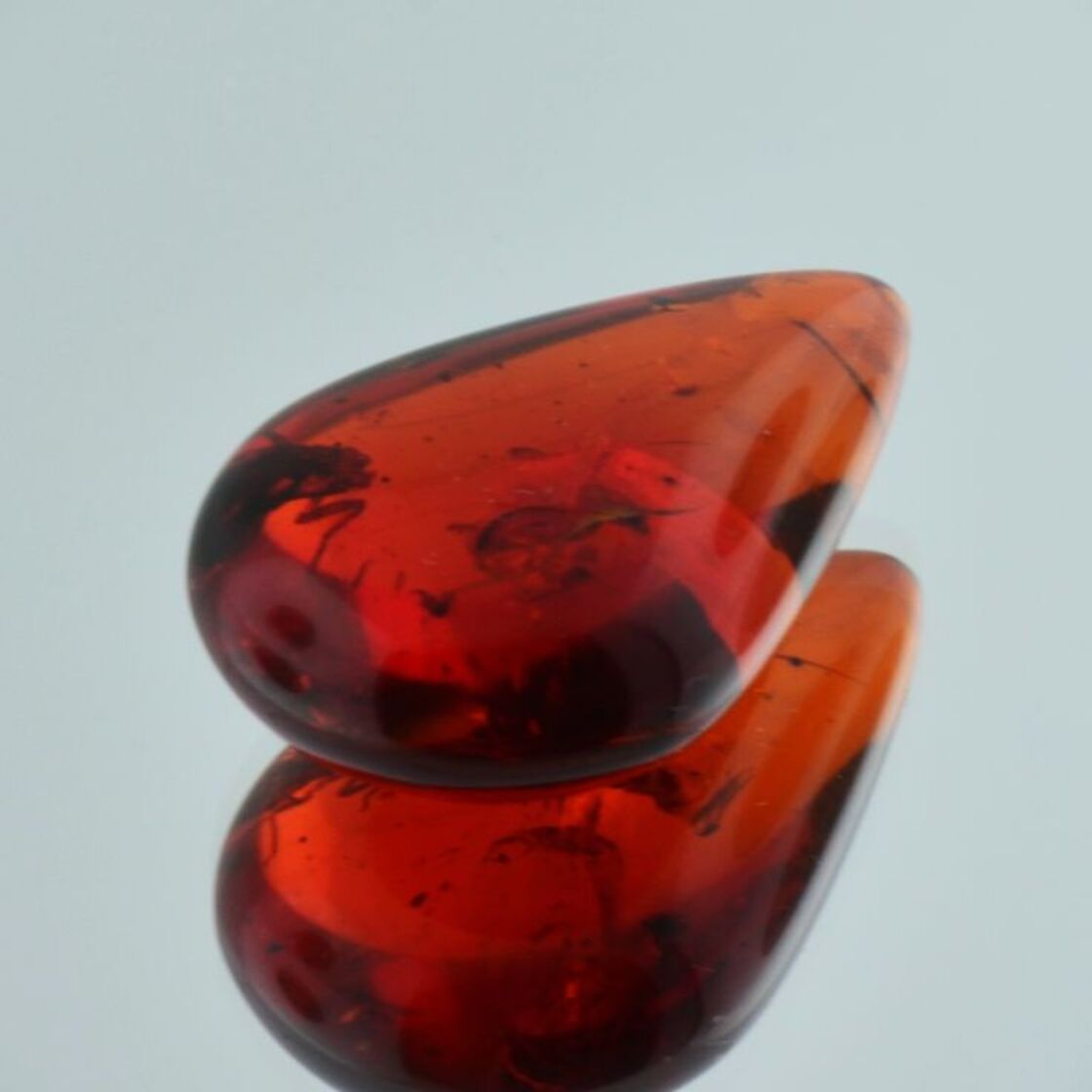 Burma Amber pear 14.76 ct.