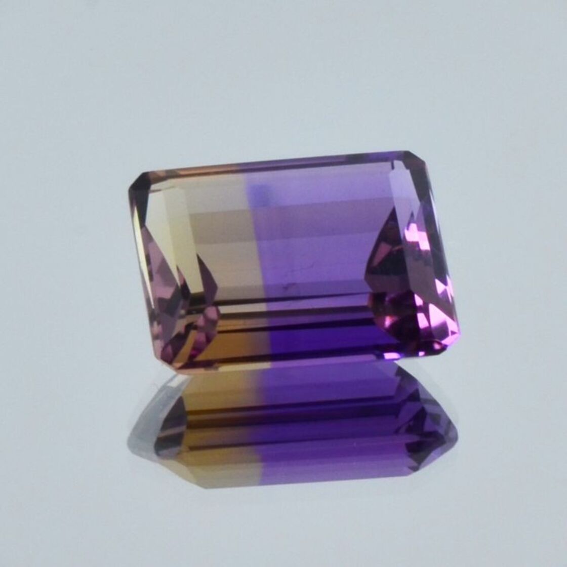 Ametrin octagon violett+gelb 18,98 ct.