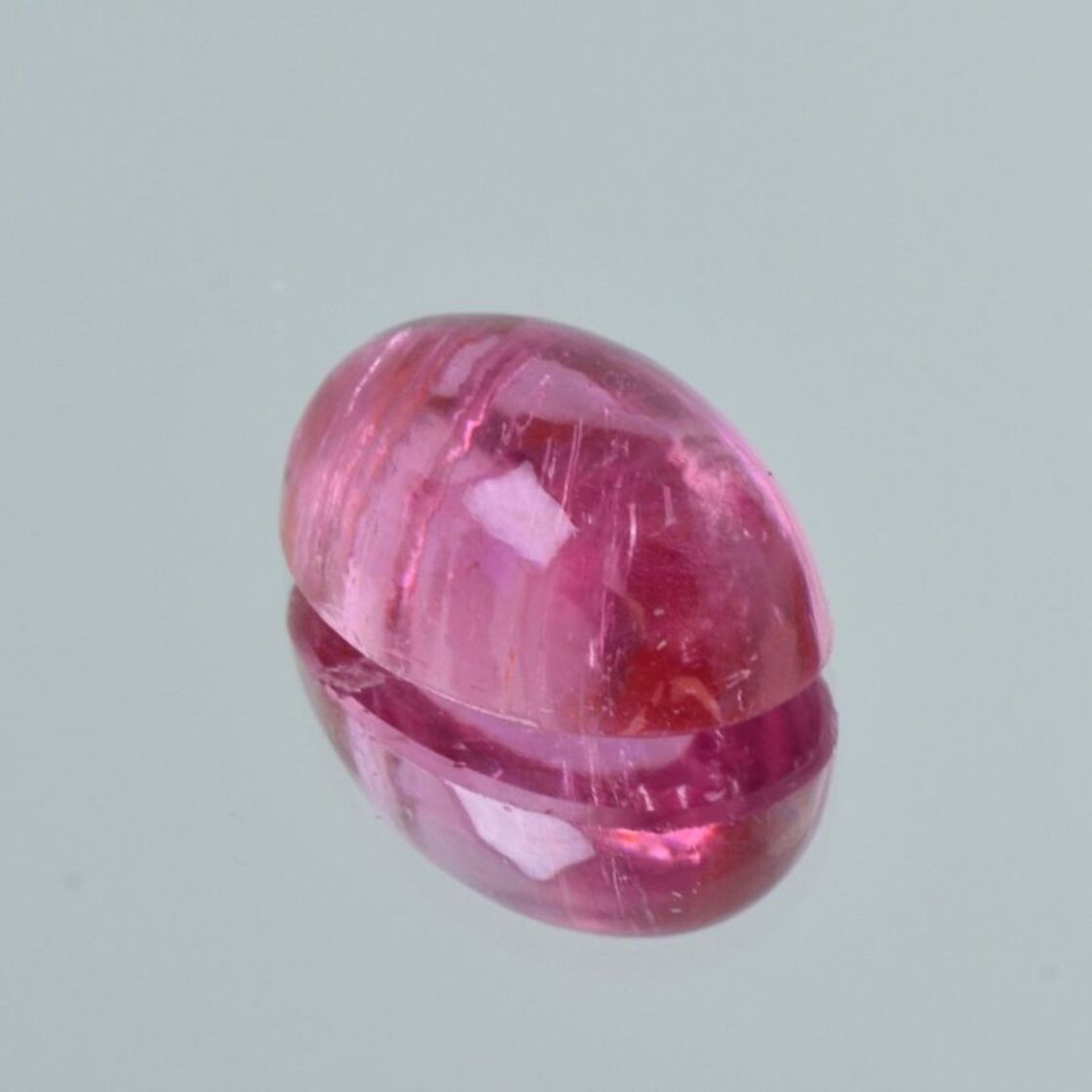 Turmalin Cabochon oval rosa-pink 11,91 ct.