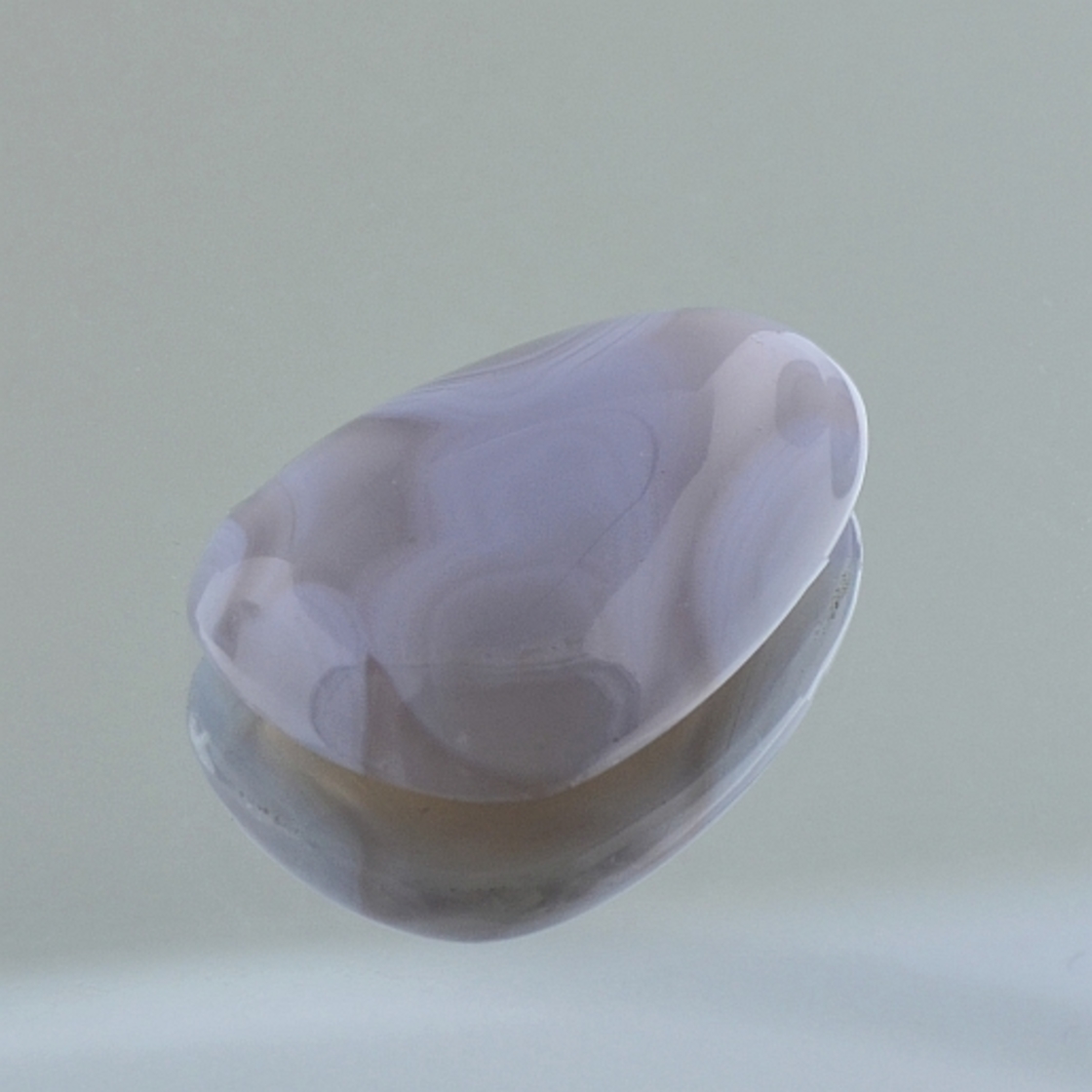 Chalcedon Cabochon Tropfen 17,11 ct