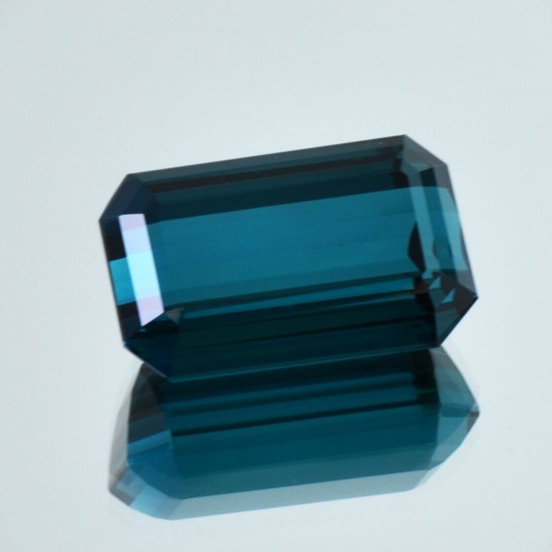 Indigolith Turmalin octagon 18,59 ct