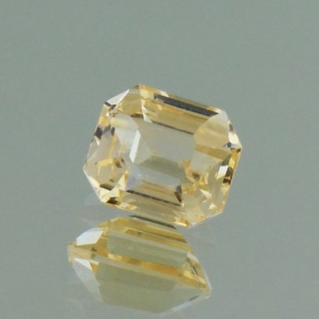 Saphir octagon hellgelb unbehandelt 2,16 ct