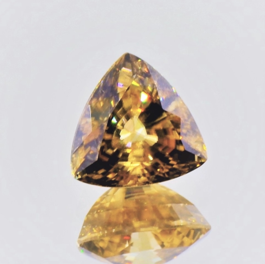 Zirkon Trillion gelblich 5,03 ct