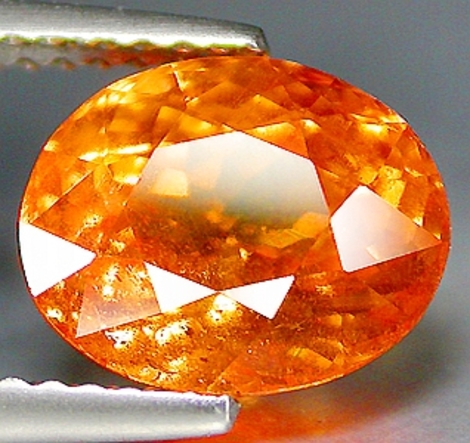 Mandarin-Garnet oval 17.43 ct Mandarin-Garnet oval 17.43 ct