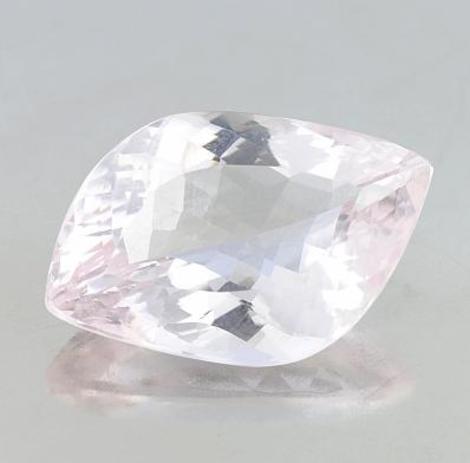 Morganit Freiform 13,26 ct Morganit Freiform 13,26 ct