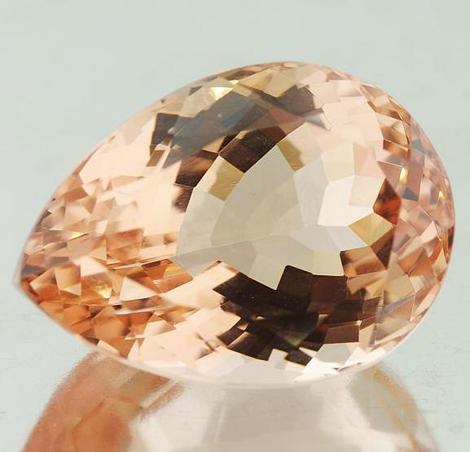 Morganit Tropfen 22,22 ct Morganit Tropfen 22,22 ct