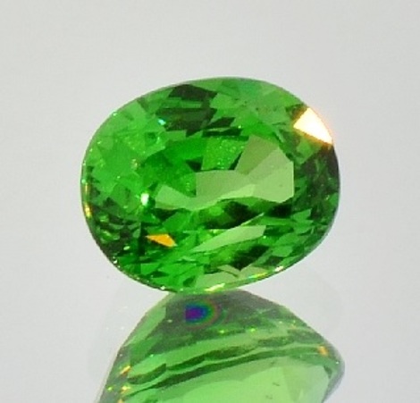 Tsavorit Oval 2,91 ct Tsavorit Oval 2,91 ct