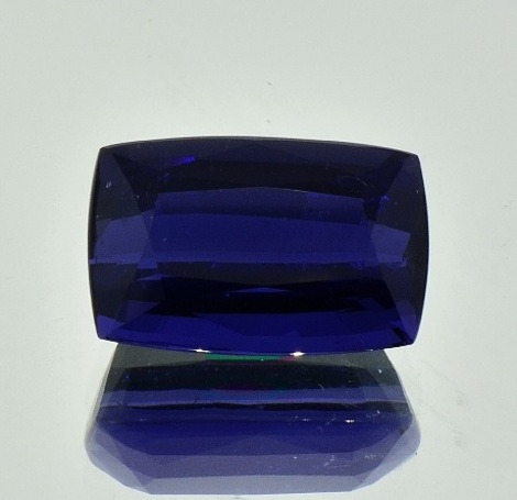 Iolite cushion 11.90 ct Iolite cushion 11.90 ct
