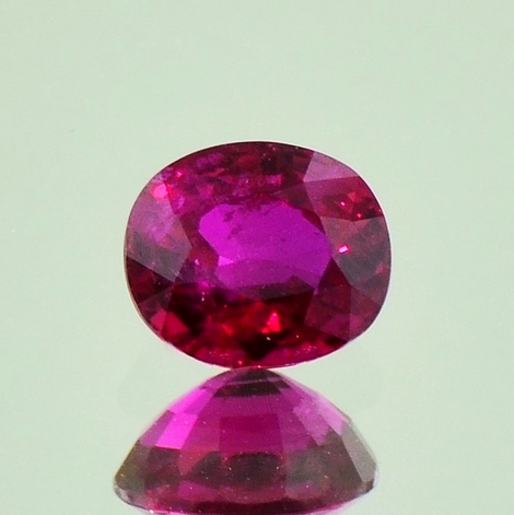 Rubin oval ungebrannt 1,14 ct Rubin oval ungebrannt 1,14 ct