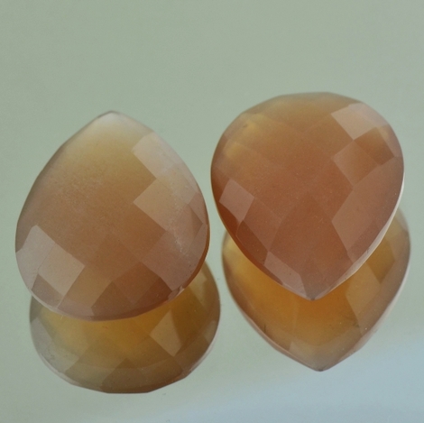 Mondstein Duo Briolett 21,97 ct Mondstein Duo Briolett 21,97 ct