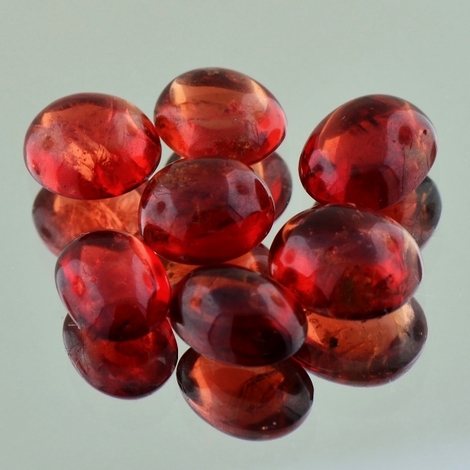 Spinel Lot Cabo oval reddish 21.33 ct Spinel Lot Cabo oval reddish 21.33 ct