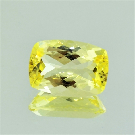 Scapolite cushion yellow 8.26 ct Scapolite cushion yellow 8.26 ct