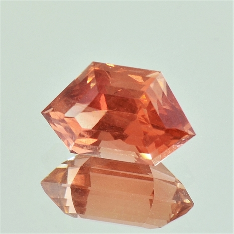 Oregon Sunstone Fantasy 3,86 ct Oregon Sunstone Fantasy 3,86 ct