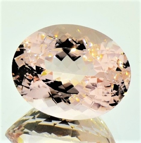 Morganit oval 12,36 ct Morganit oval 12,36 ct