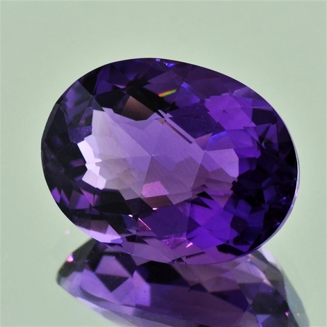 Amethyst Oval-Schachbrett 19,98 ct Amethyst Oval-Schachbrett 19,98 ct