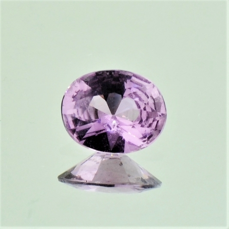 Spinell oval helles-lila 1,23 ct Spinell oval helles-lila 1,23 ct