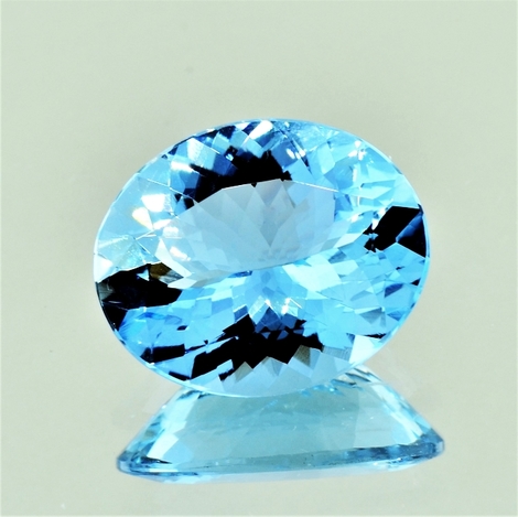Aquamarin oval hellblau 7,19 ct Aquamarin oval hellblau 7,19 ct