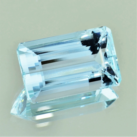 Aquamarin octagon 28,65 ct Aquamarin octagon 28,65 ct