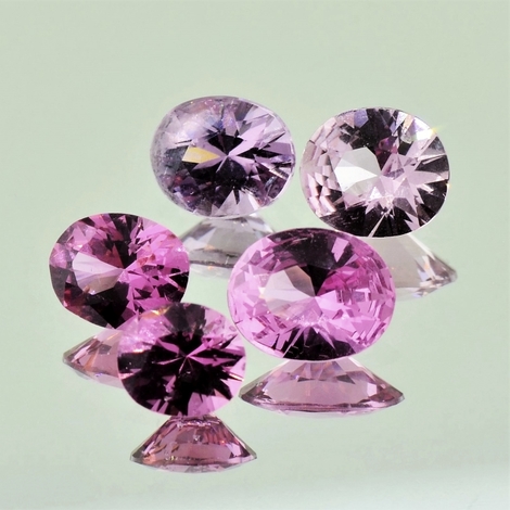 Spinell Lot oval multicolor 5,14 ct Spinell Lot oval multicolor 5,14 ct