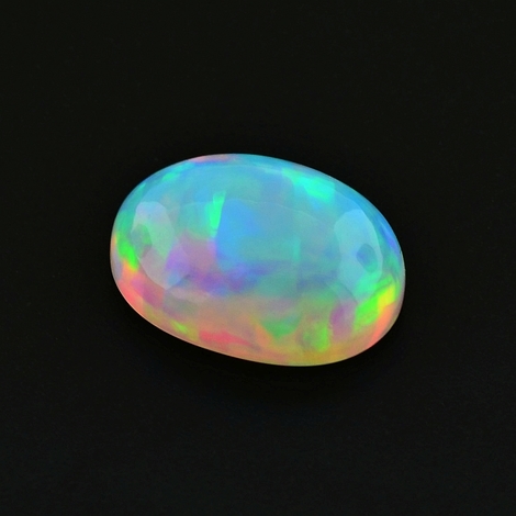 Edelopal Cabochon oval 4,18 ct Edelopal Cabochon oval 4,18 ct