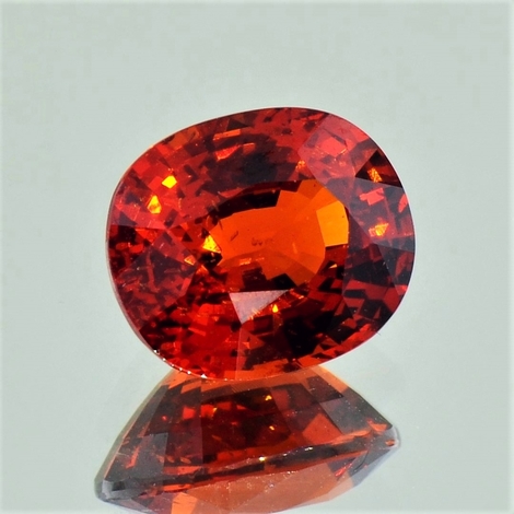 Granat Spessartin oval rotorange 6,11 ct Granat Spessartin oval rotorange 6,11 ct