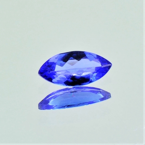 Tansanit Navette 0,88 ct Tansanit Navette 0,88 ct