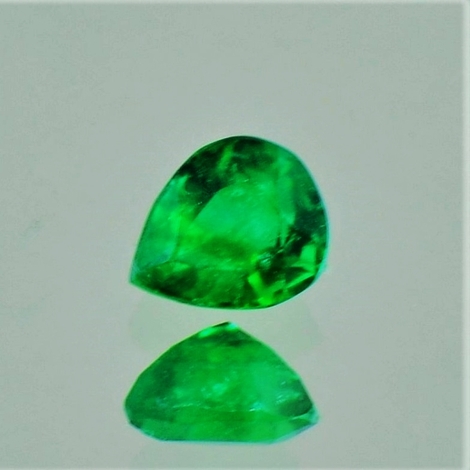 Smaragd Tropfen 0,45 ct Smaragd Tropfen 0,45 ct