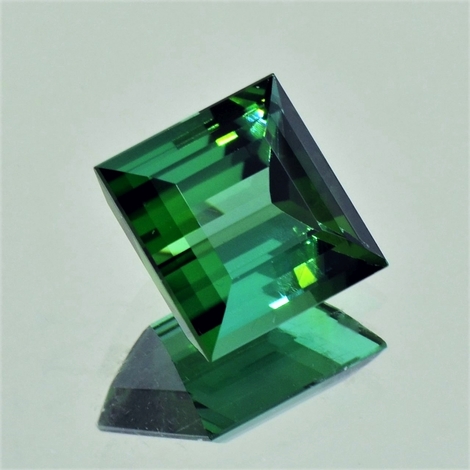 Verdelith Turmalin Carre 5,49 ct Verdelith Turmalin Carre 5,49 ct