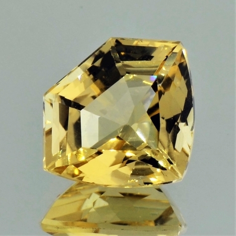 Goldberyll Fantasy gelb 7,60 ct Goldberyll Fantasy gelb 7,60 ct