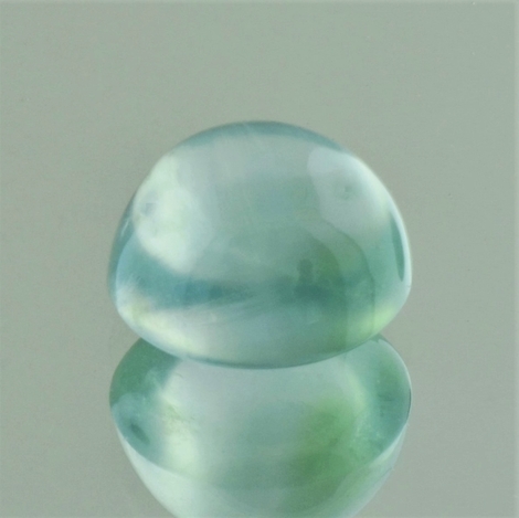 Prehnit Cabochon oval 9,10 ct Prehnit Cabochon oval 9,10 ct