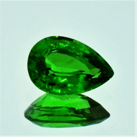 Tsavorit Tropfen intensives grün 2,18 ct Tsavorit Tropfen intensives grün 2,18 ct