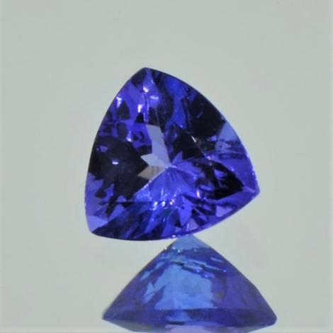 Tansanit Trillion blau 0,83 ct Tansanit Trillion blau 0,83 ct