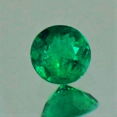 Emerald round 0.49 ct Emerald round 0.49 ct