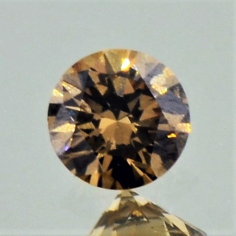 Farbdiamant Brillant gelblich braun 0,53 ct Farbdiamant Brillant gelblich braun 0,53 ct