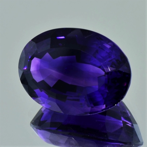 Amethyst oval violett 30,39 ct Amethyst oval violett 30,39 ct