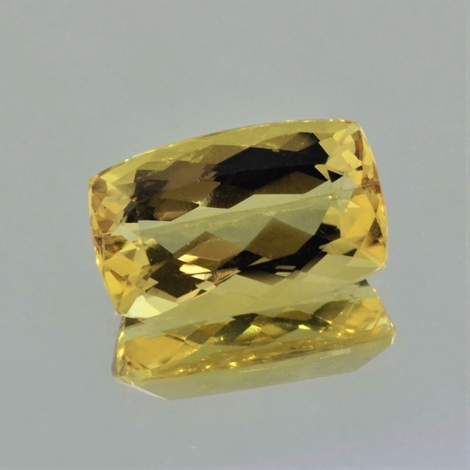 Golden Beryl cushion yellow 6.79 ct Golden Beryl cushion yellow 6.79 ct